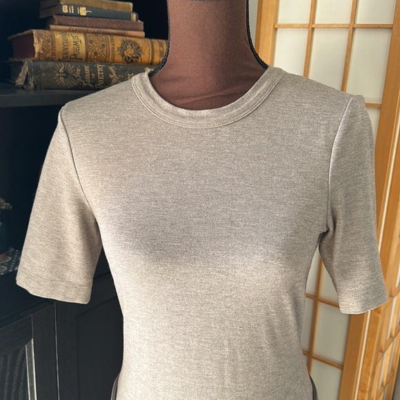 Perfect Tee - Picture 3 of 5